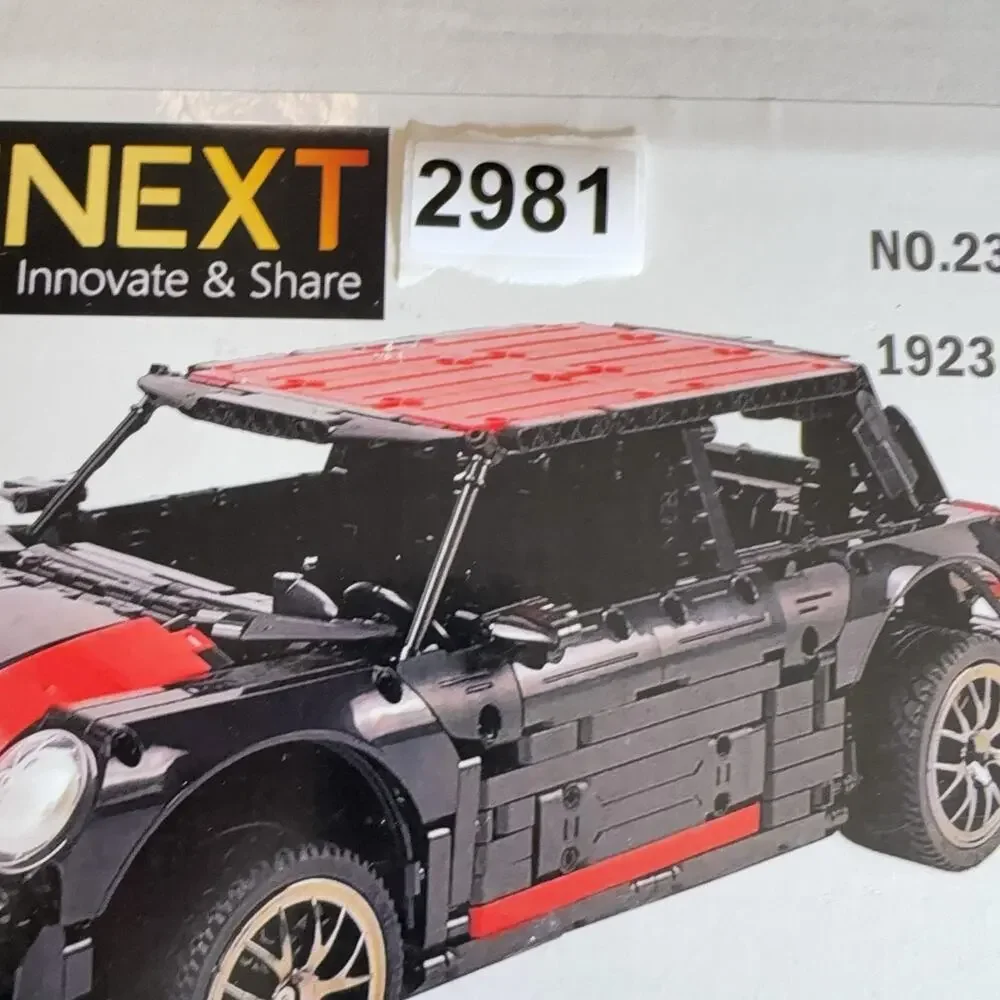ONENEXT Mini Sports Car Model 23020 Building Set 1923 Pieces 10+ Black Red New